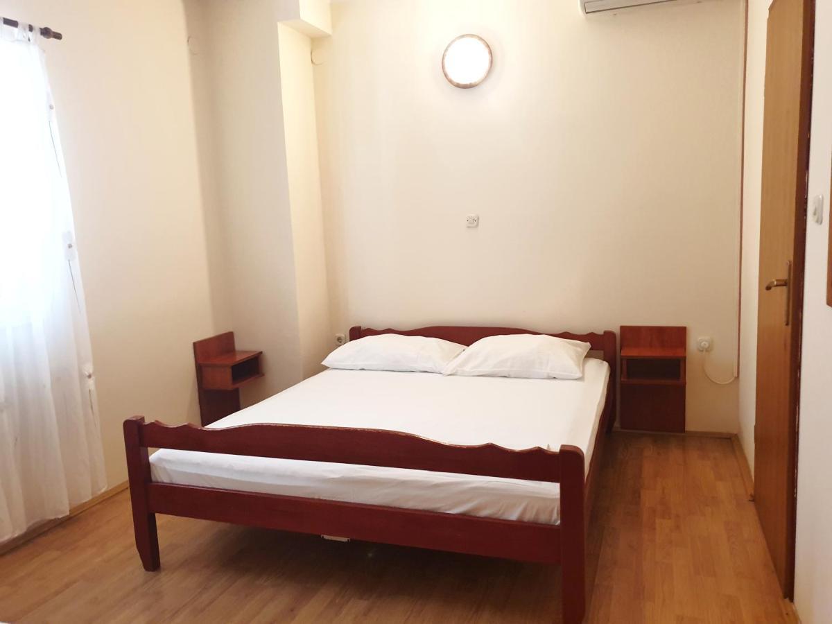 Betanovalja Apartment ภายนอก รูปภาพ