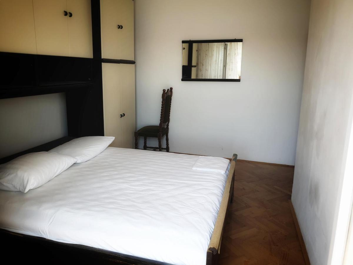 Betanovalja Apartment ภายนอก รูปภาพ