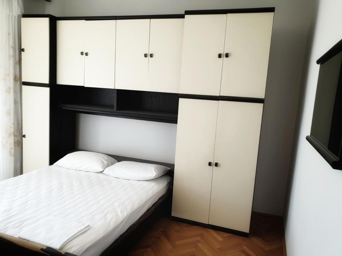 Betanovalja Apartment ภายนอก รูปภาพ