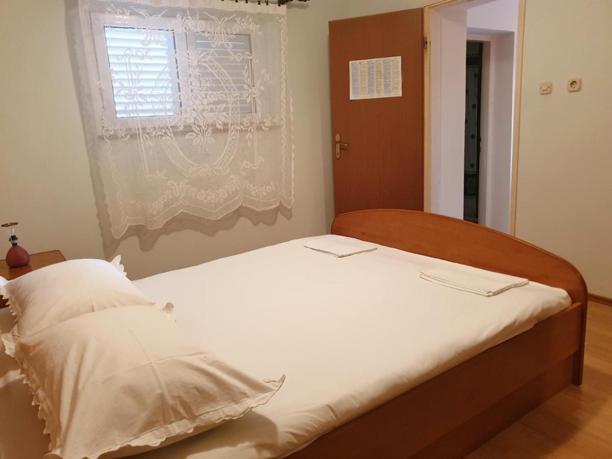 Betanovalja Apartment ภายนอก รูปภาพ