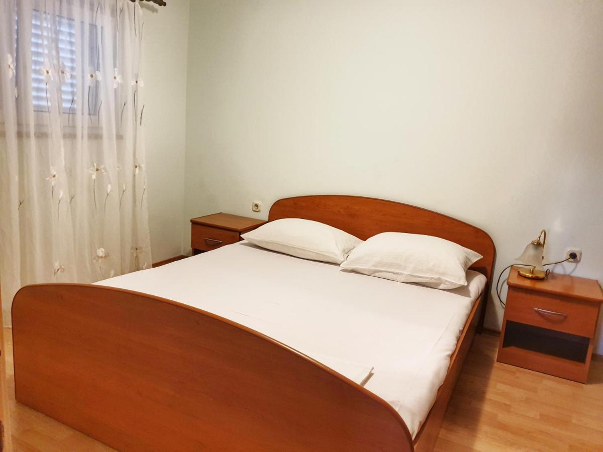 Betanovalja Apartment ภายนอก รูปภาพ
