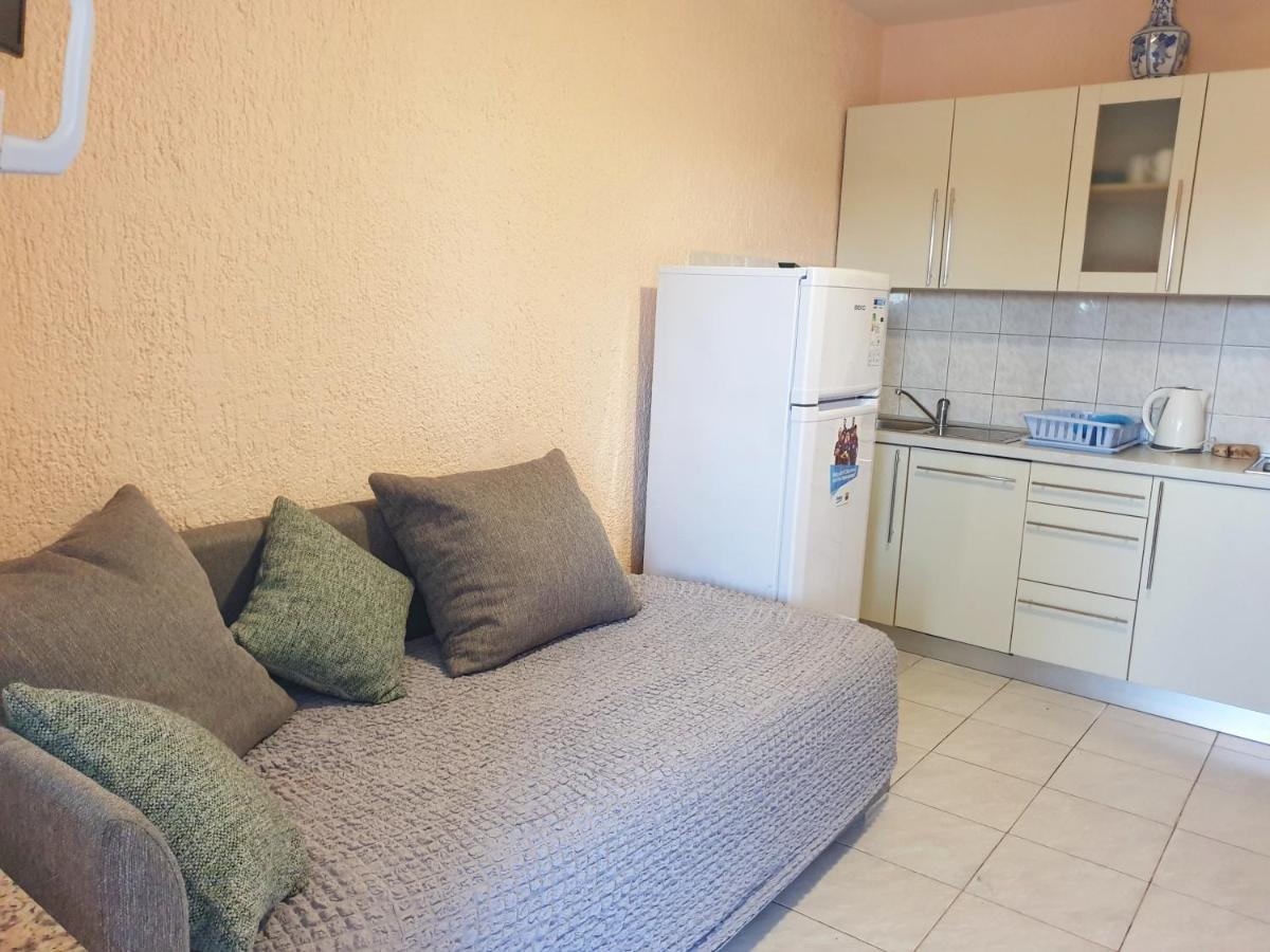 Betanovalja Apartment ภายนอก รูปภาพ