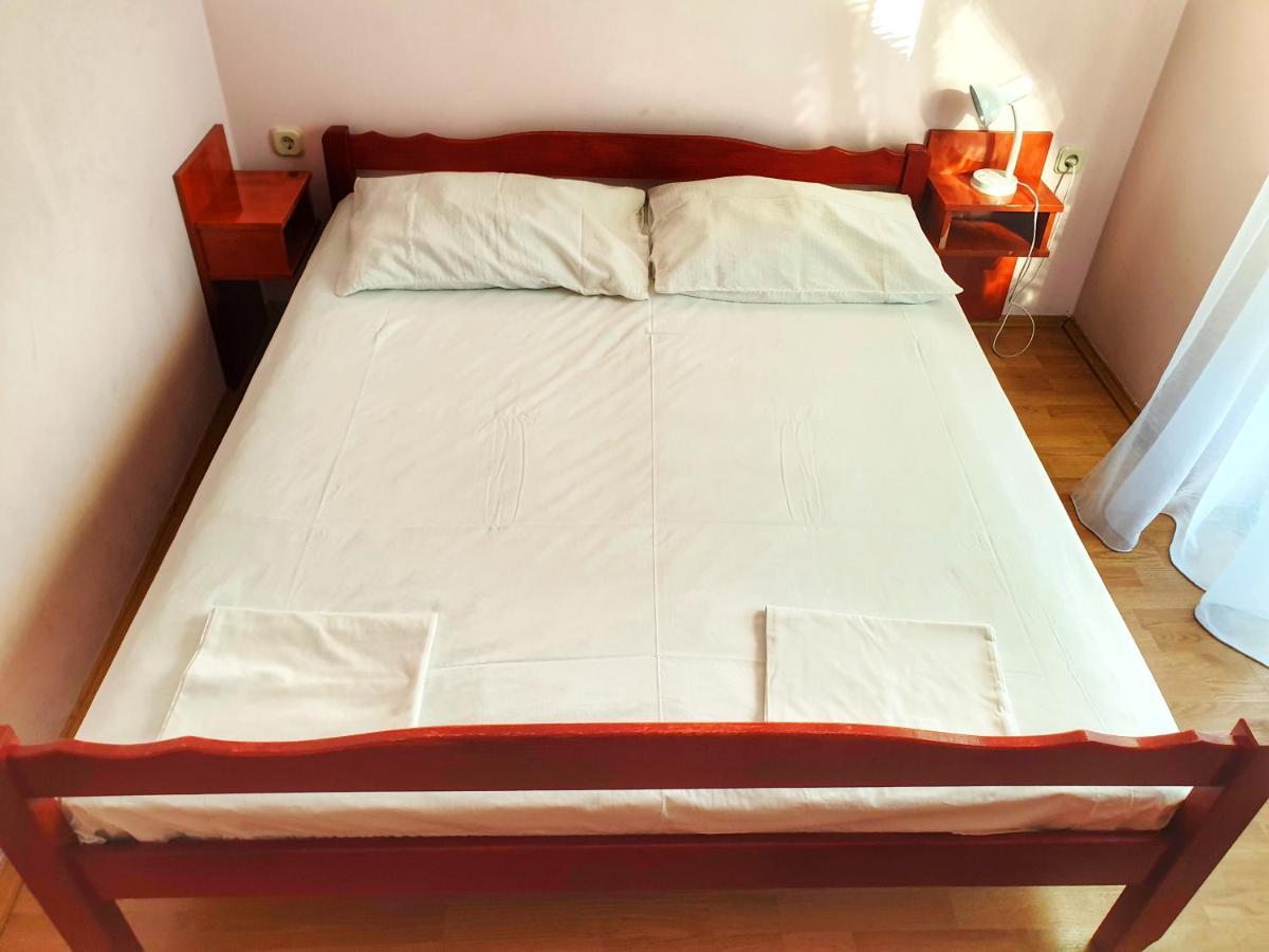 Betanovalja Apartment ภายนอก รูปภาพ